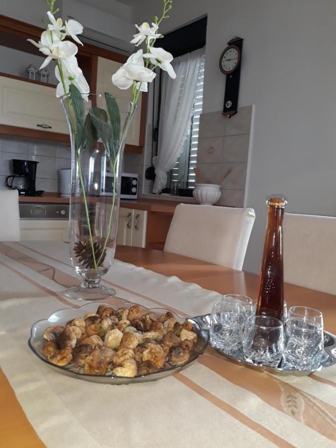 Quality Vila "Comfort" Trogir Eksteriør billede