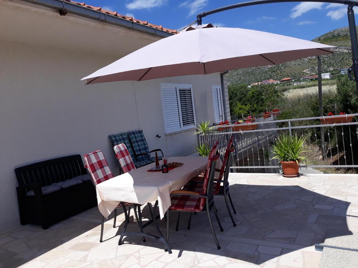 Quality Vila "Comfort" Trogir Eksteriør billede