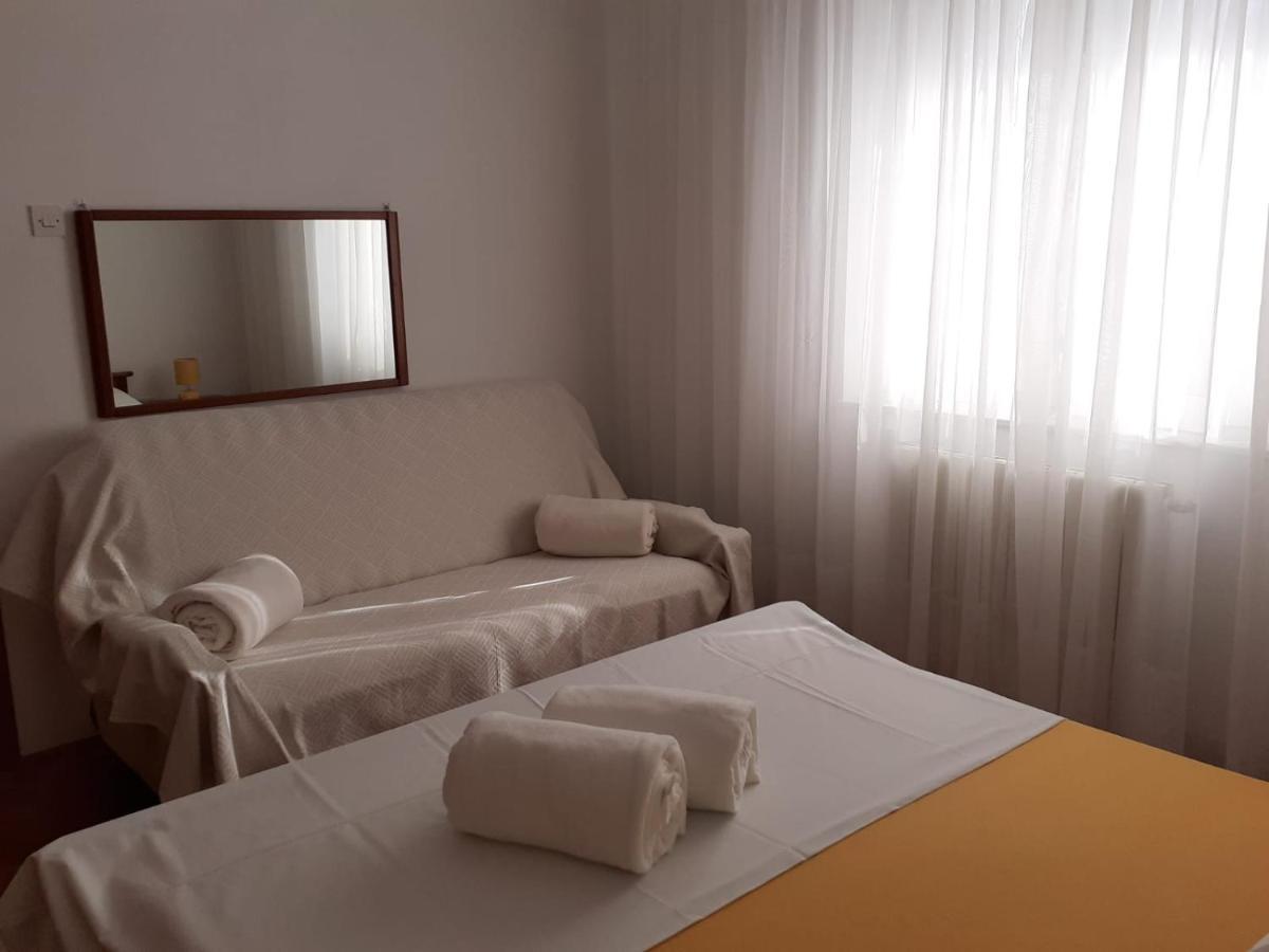 Quality Vila "Comfort" Trogir Eksteriør billede