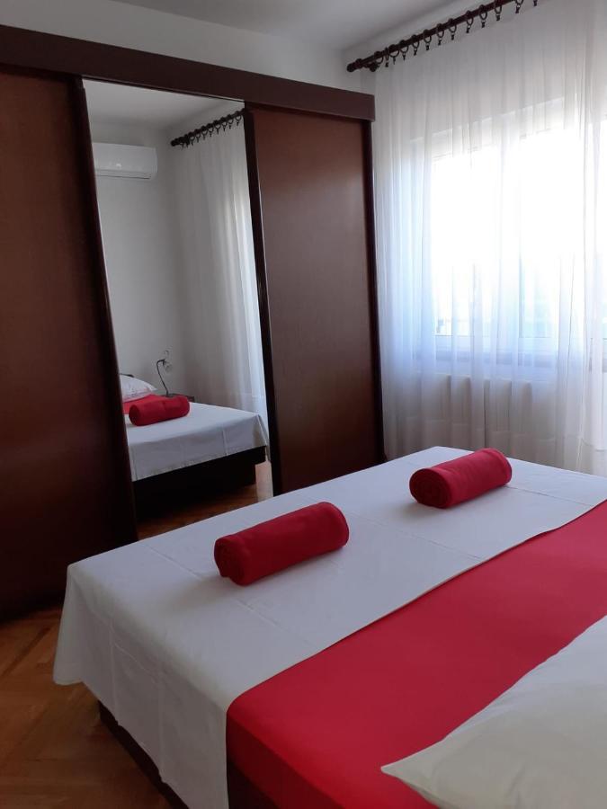 Quality Vila "Comfort" Trogir Eksteriør billede