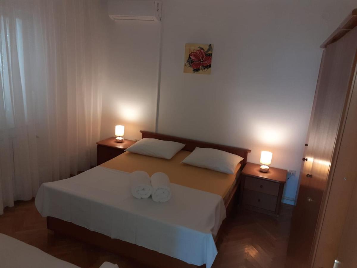 Quality Vila "Comfort" Trogir Eksteriør billede