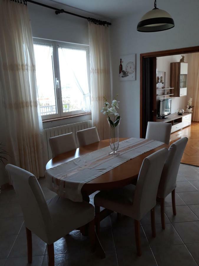 Quality Vila "Comfort" Trogir Eksteriør billede