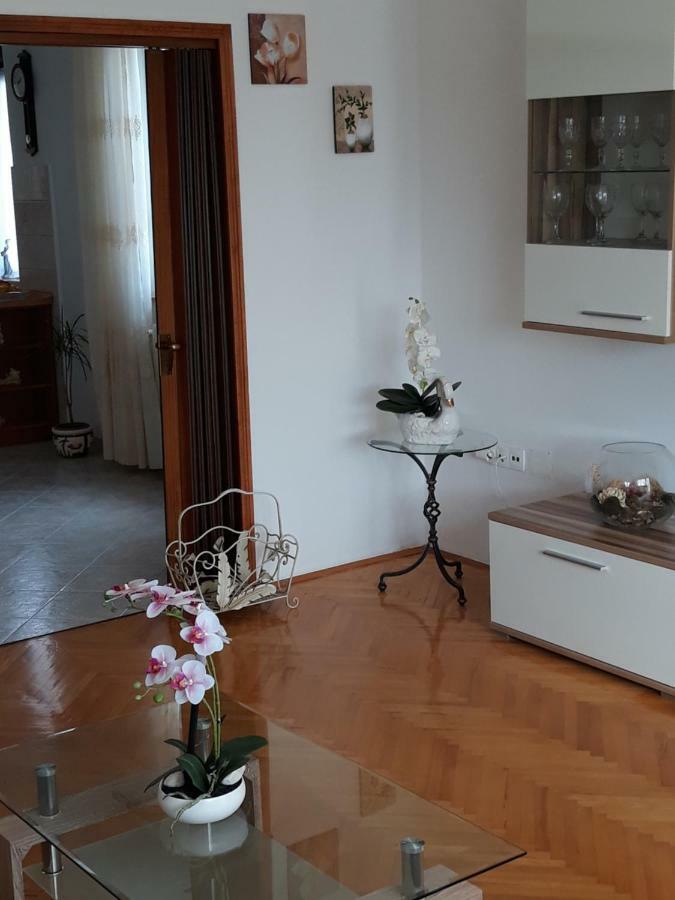 Quality Vila "Comfort" Trogir Eksteriør billede