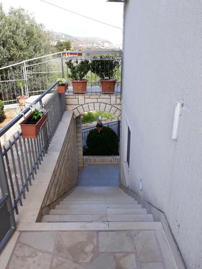 Quality Vila "Comfort" Trogir Eksteriør billede